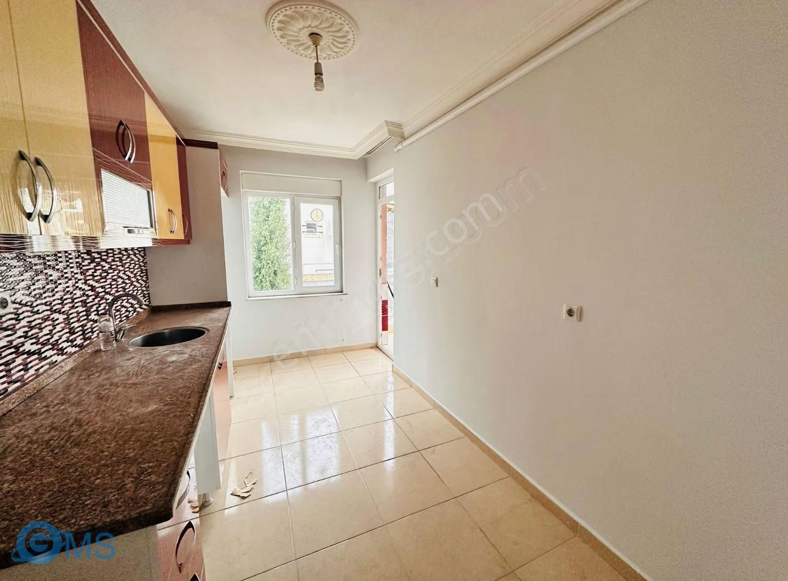 M.akif Ersoy Mah 2+1 Katta Masrafsız Krdiye Uygun - Görsel 11