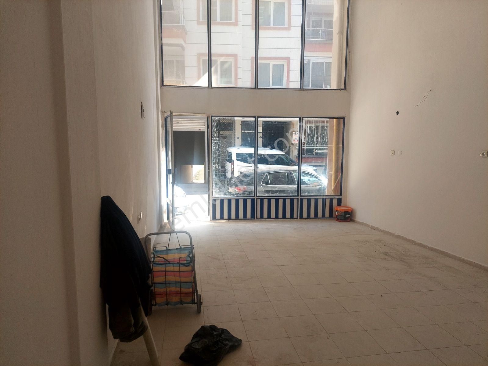 Yeşil Mah.de 32 M2 Wc Li Kiralık Dükkan