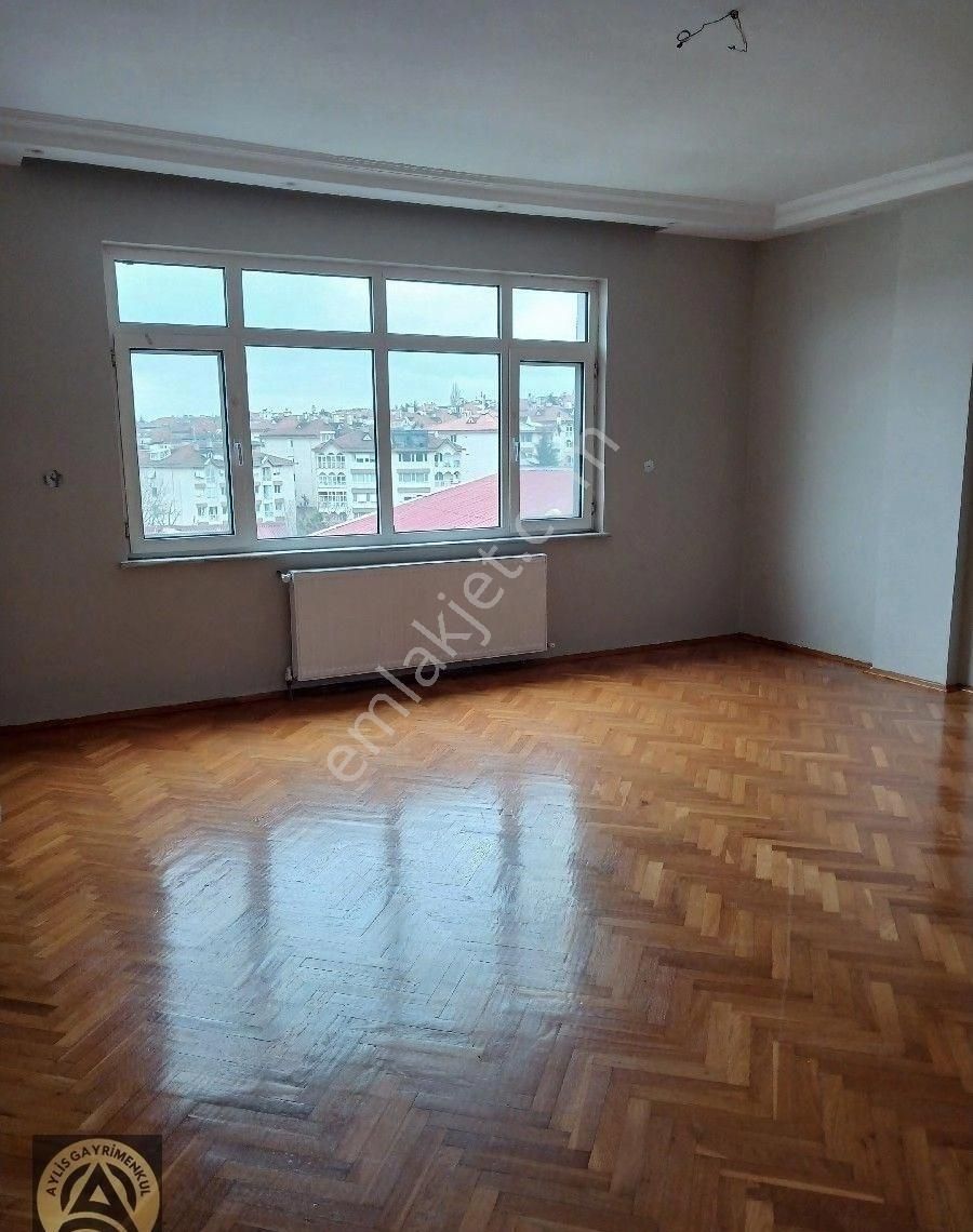 Hacıosman Metroya Yürüme Mesafesinde 3+1 Kiralık Daire. - Görsel 9