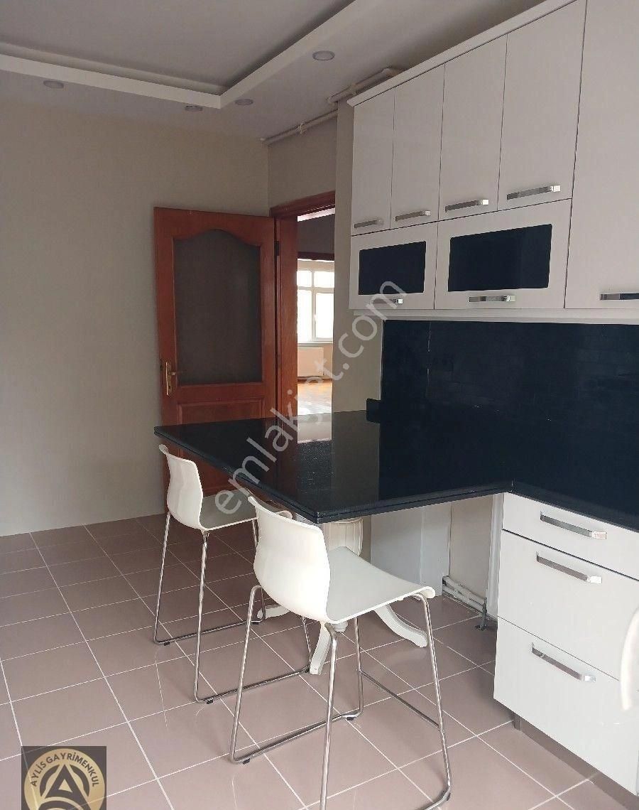 Hacıosman Metroya Yürüme Mesafesinde 3+1 Kiralık Daire. - Görsel 3