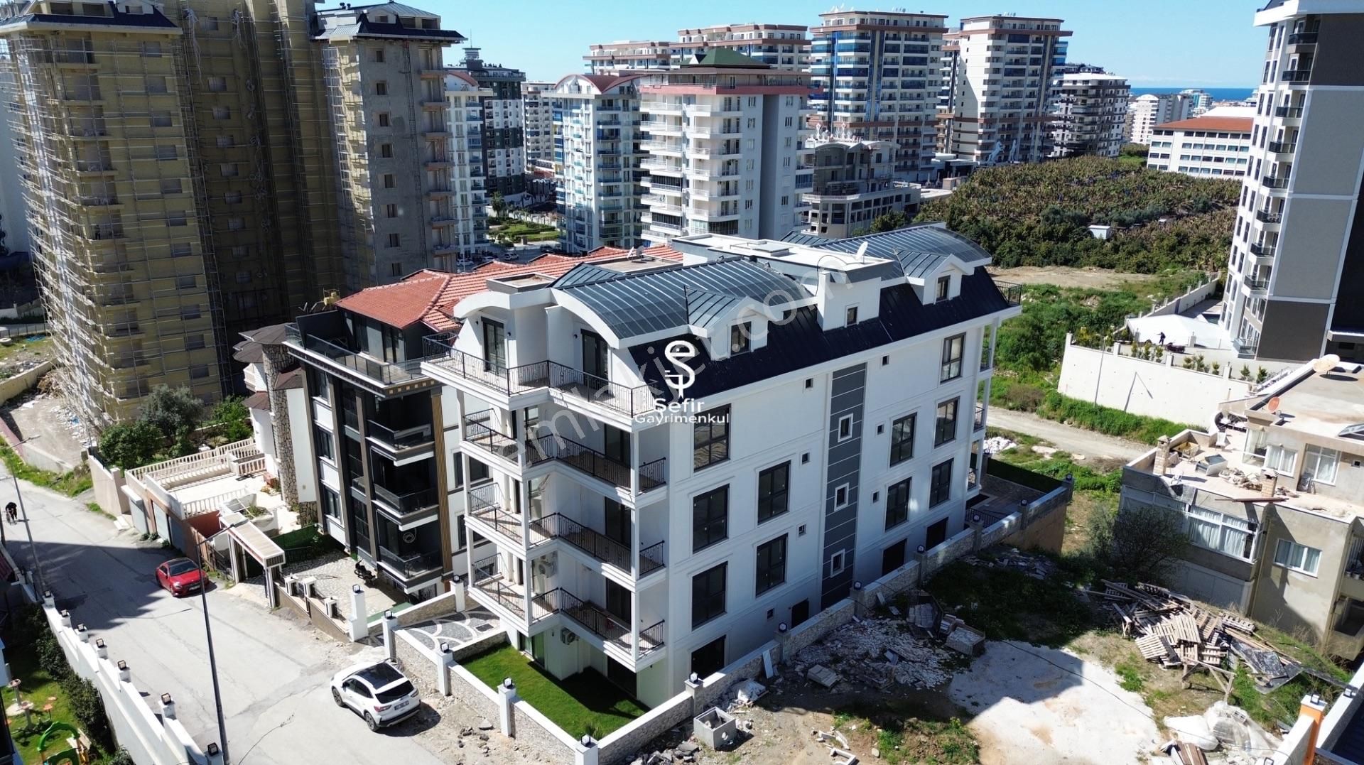 Alanya Mahmutlar'da Aktiviteli 2+1 Dubleks Kiralık Daire