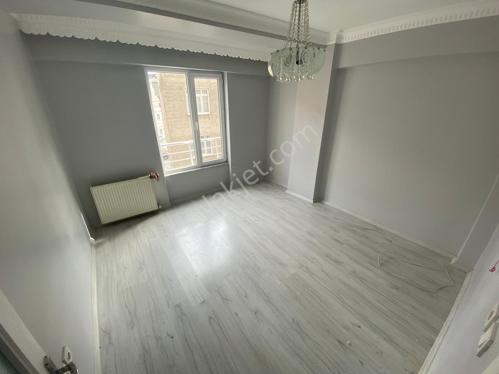 Erpay İnşaattan Esentepe Mahallesinde 115 M2 2+1 Satılık Ara Kat - Görsel 5