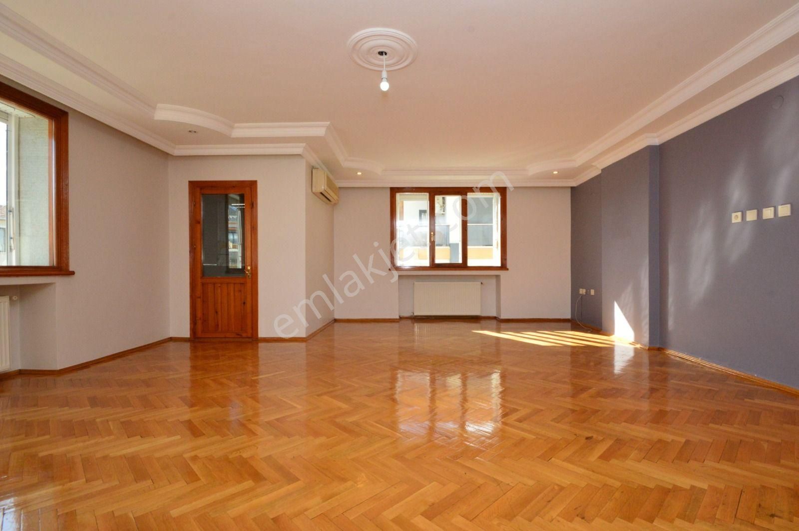 Başokur'dan Bahçelievler Merkez Mh 4+1 Kiralık Daire - Görsel 3