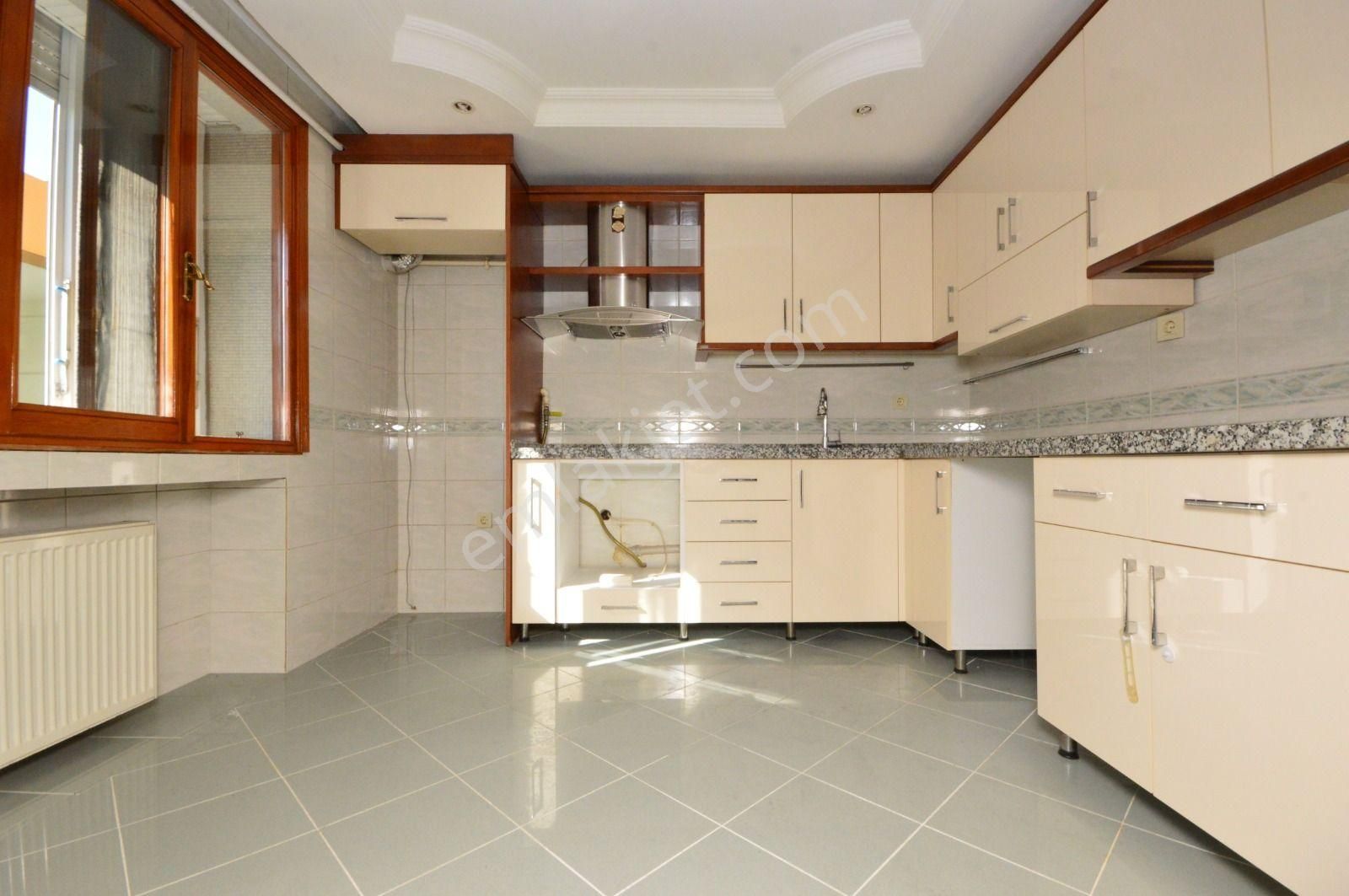 Başokur'dan Bahçelievler Merkez Mh 4+1 Kiralık Daire - Görsel 14