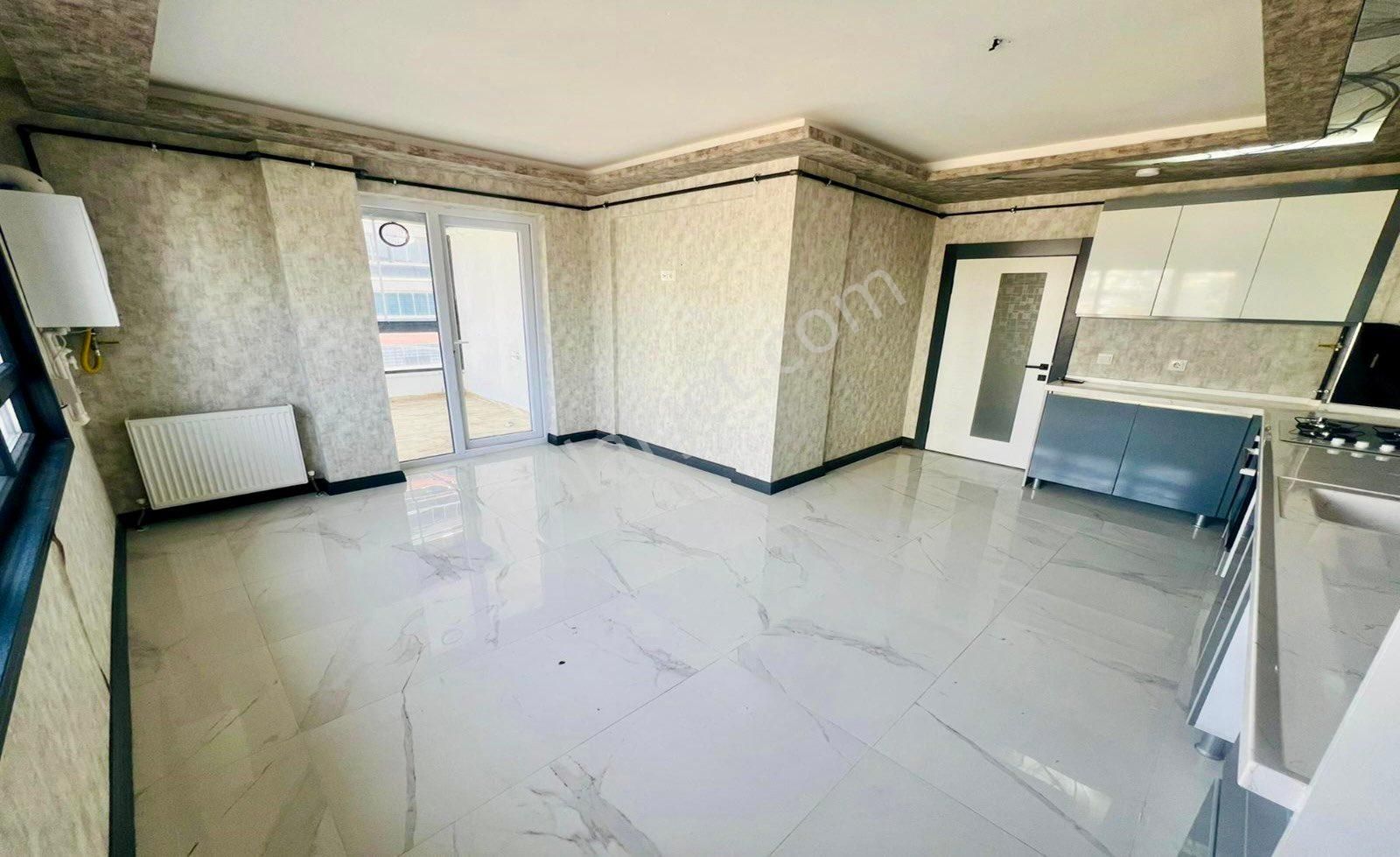 Bağlum Bulvar Yakını Site İçerisinde Full Lüx Yapıda Sıfır 4+1 - Görsel 2