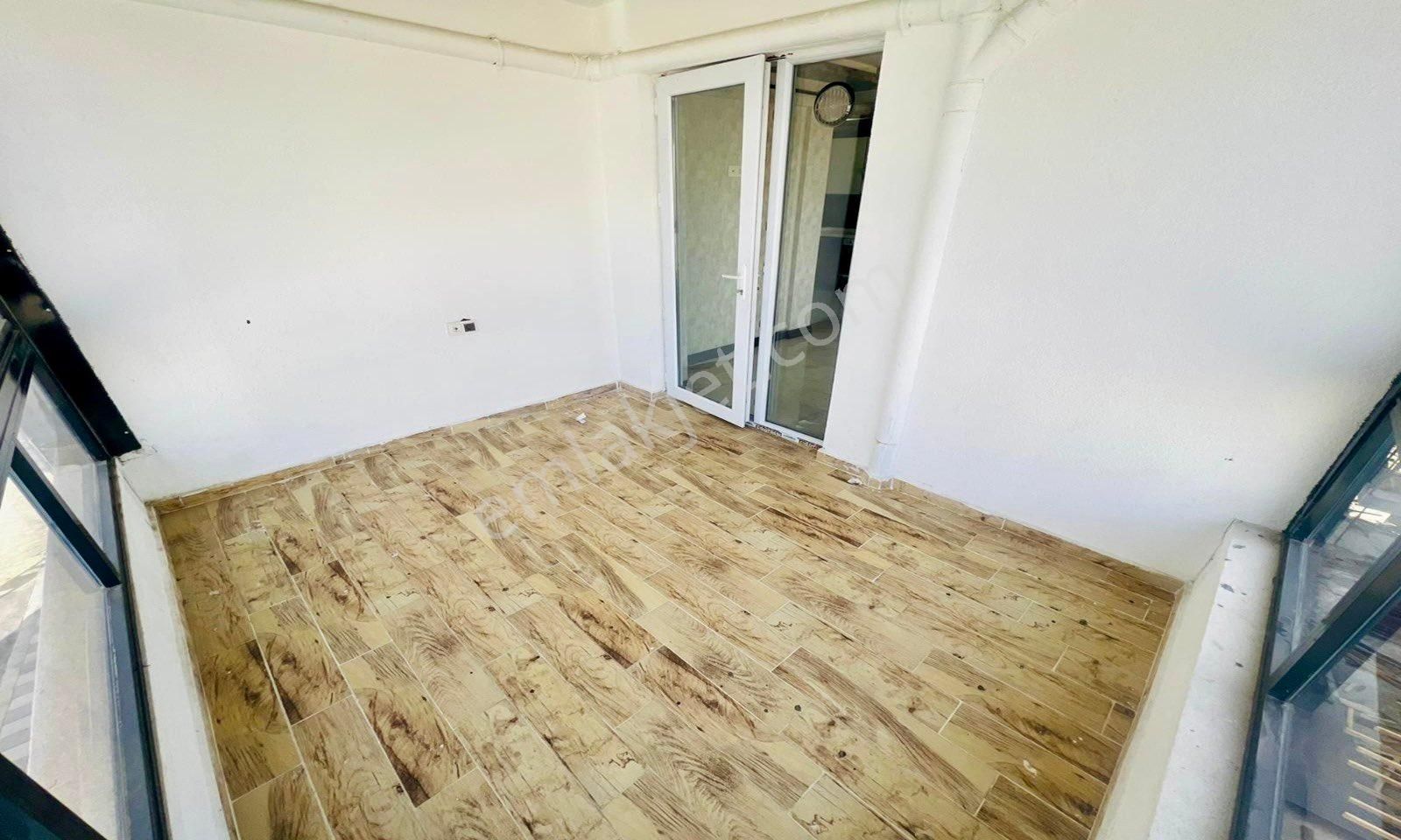 Bağlum Bulvar Yakını Site İçerisinde Full Lüx Yapıda Sıfır 4+1 - Görsel 25