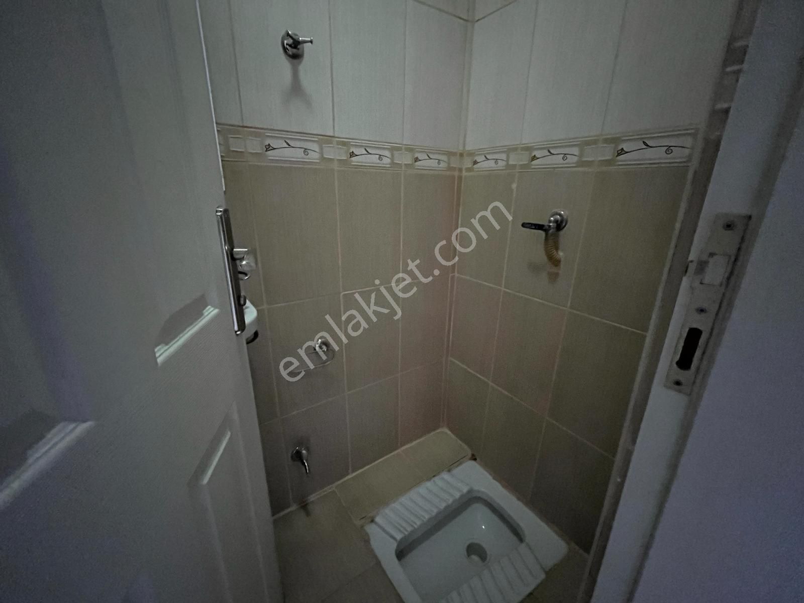 Sbell'den Emek'te Gazi Hastanesi Yakını Sitede 2.katta 3+1 - Görsel 11