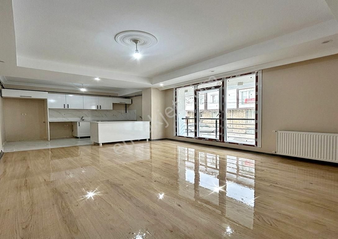 Ulaşıma Yakın Acil Satılık Lüks Yapılı Sıfır 1+1 Daire ! - Görsel 8