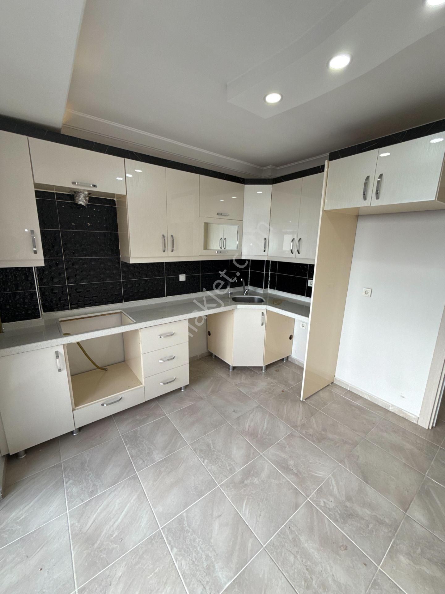 Sultangazi Eski Habibler'de Satılık 2+1 Daire (120m², Otoparklı) - Görsel 20