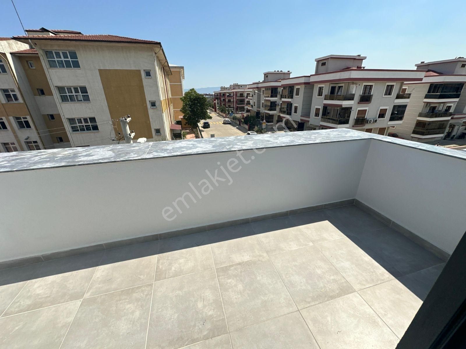 Q'zen Den Pazar Yeri Arkasında Müstakil Bahçeli 4+1 Villa - Görsel 5