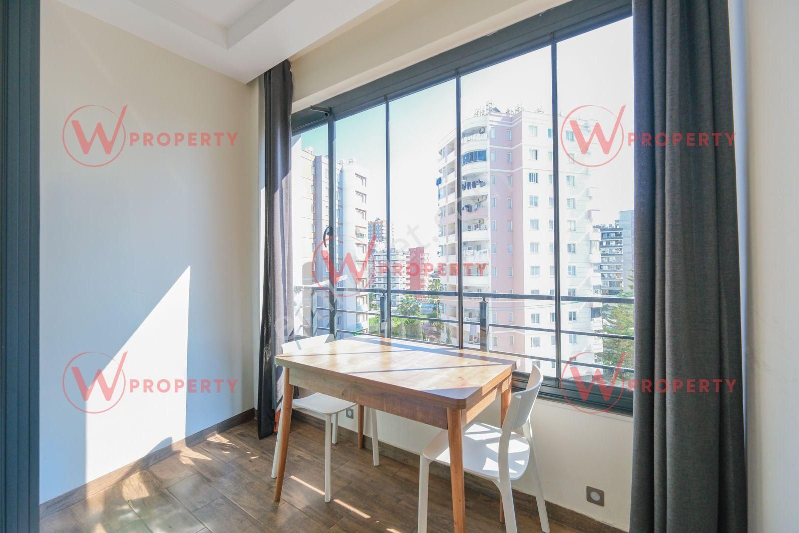 W Property Forum Avm'ye Komşu,havuzlu Site İçi, Eşyalı 1+1 - Görsel 5