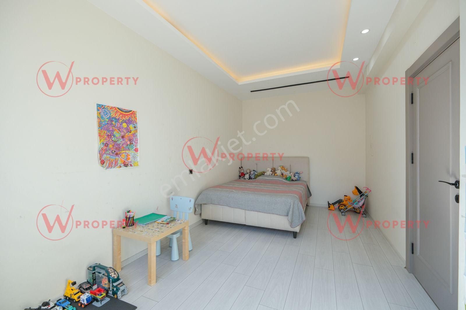 W Property Forum Avm'ye Komşu,havuzlu Site İçi, Eşyalı 1+1 - Görsel 10