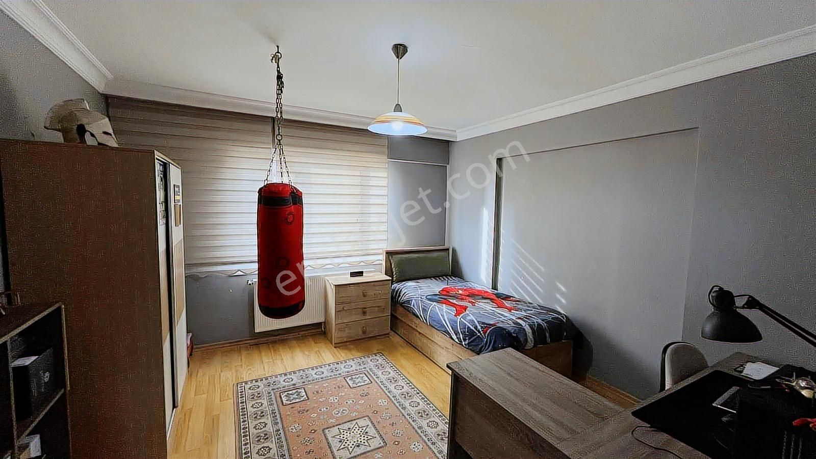 Büyükçekmece Sinanoba'da Satılık 3+1 Tadilatlı Daire - Görsel 25