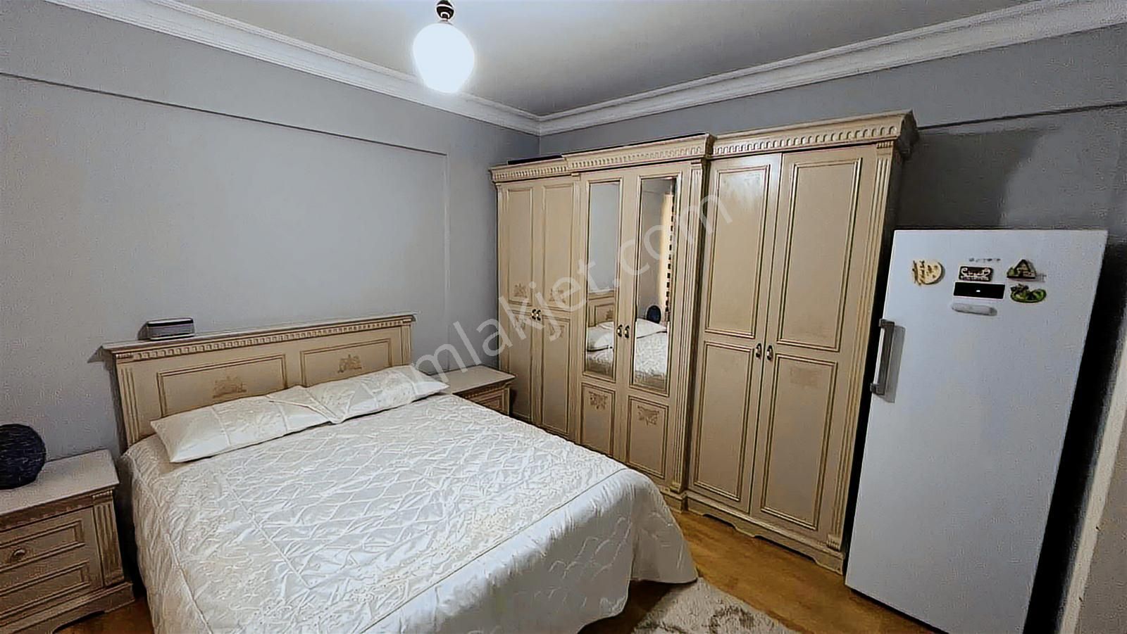 Büyükçekmece Sinanoba'da Satılık 3+1 Tadilatlı Daire - Görsel 3