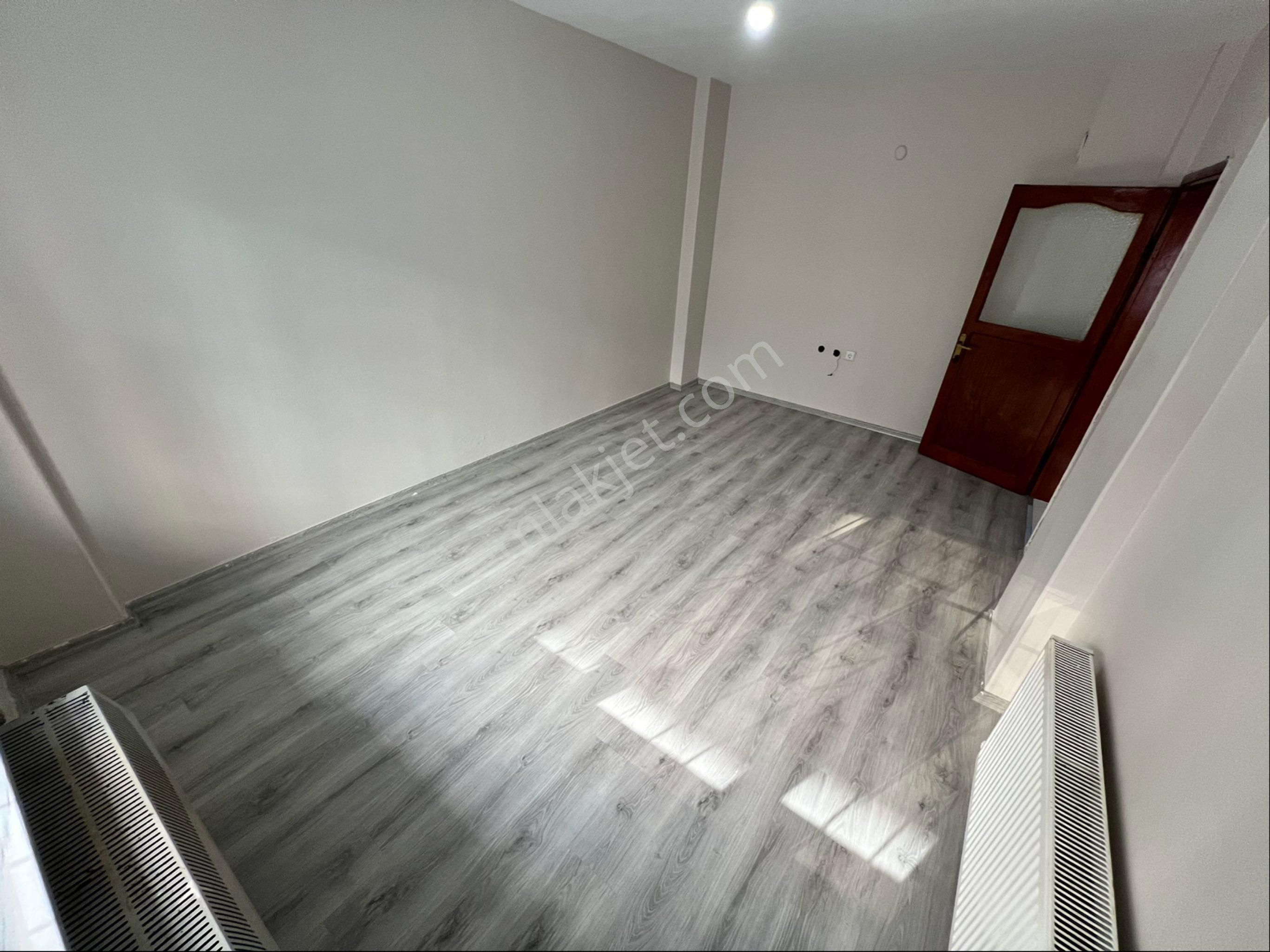 Baykal İnş.sultangazi Cebeci Mah Kiralık Yüksek Giriş - Görsel 6