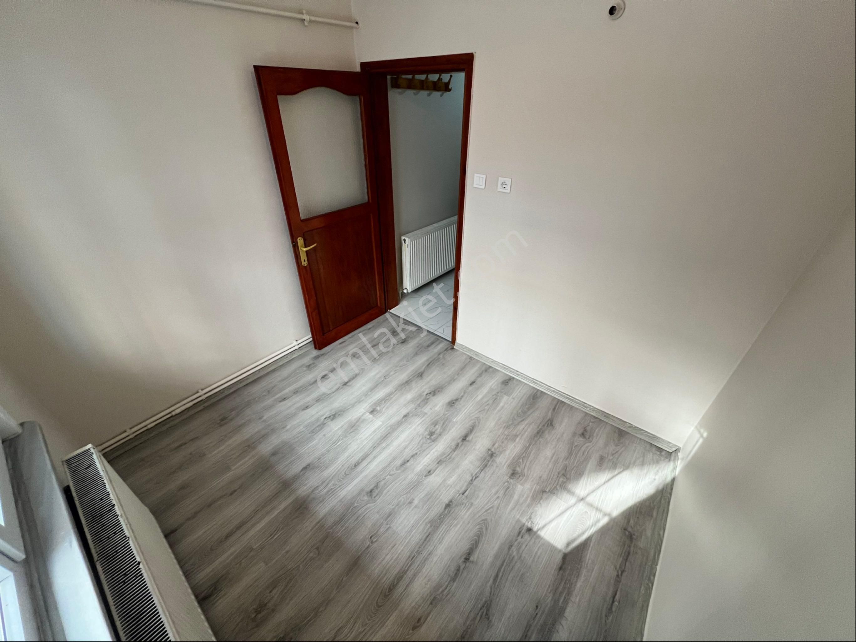 Baykal İnş.sultangazi Cebeci Mah Kiralık Yüksek Giriş