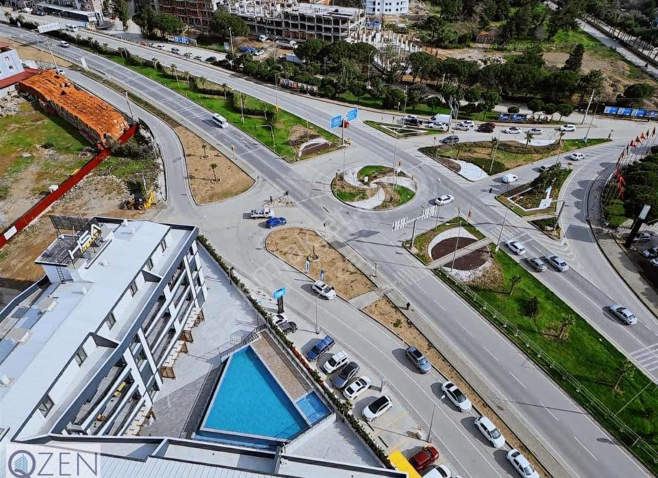 Qzen' Den Cadde Üzeri Havuzlu Site İçi 3+1 Daire - Görsel 13