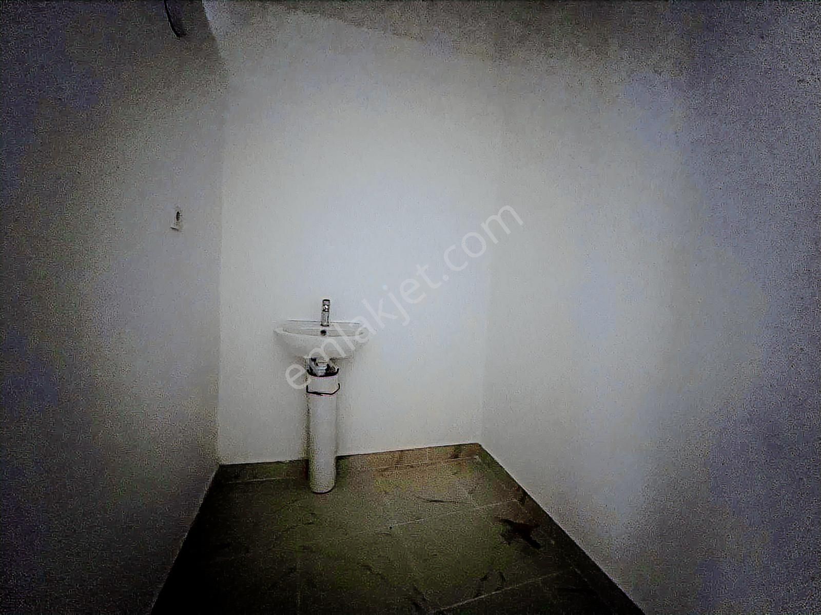 Trabzon İnönü Mah 350m2 Tır Yanaşabilir Depolu Dükkan - Görsel 4