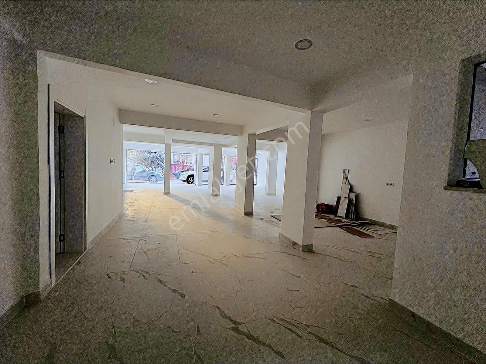 Trabzon İnönü Mah 350m2 Tır Yanaşabilir Depolu Dükkan - Görsel 5