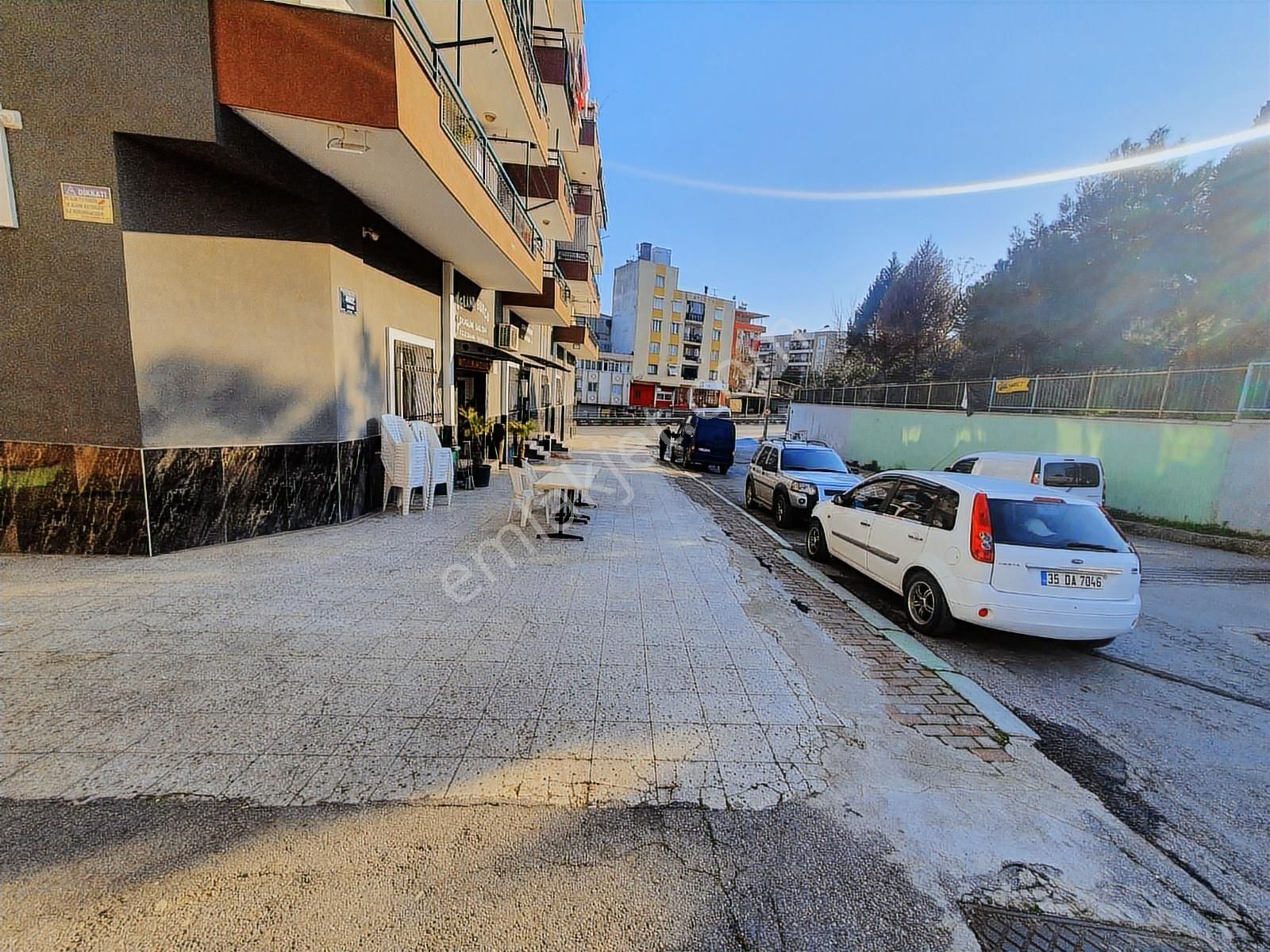 Sevgi Mahallesinde Cadde Yakını Kiralık İşyeri - Görsel 18