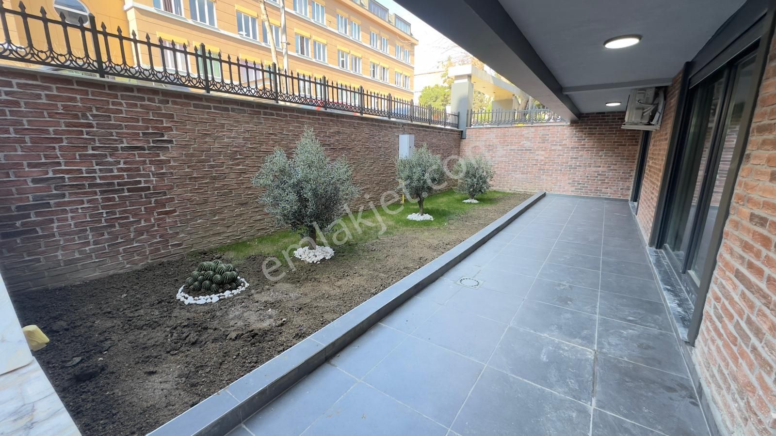 Başokur'dan Bahçelievler Merkez Mh. Aka Kolej Yanı Sıfır 2+1 - Görsel 33