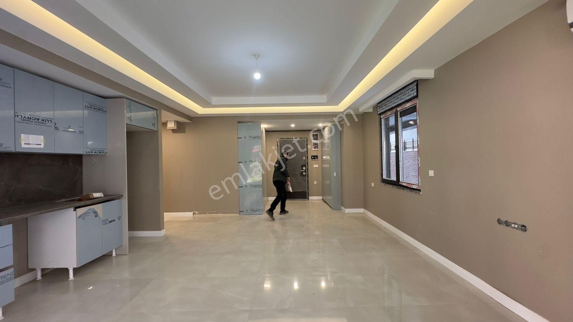 Başokur'dan Bahçelievler Merkez Mh. Aka Kolej Yanı Sıfır 2+1 - Görsel 5