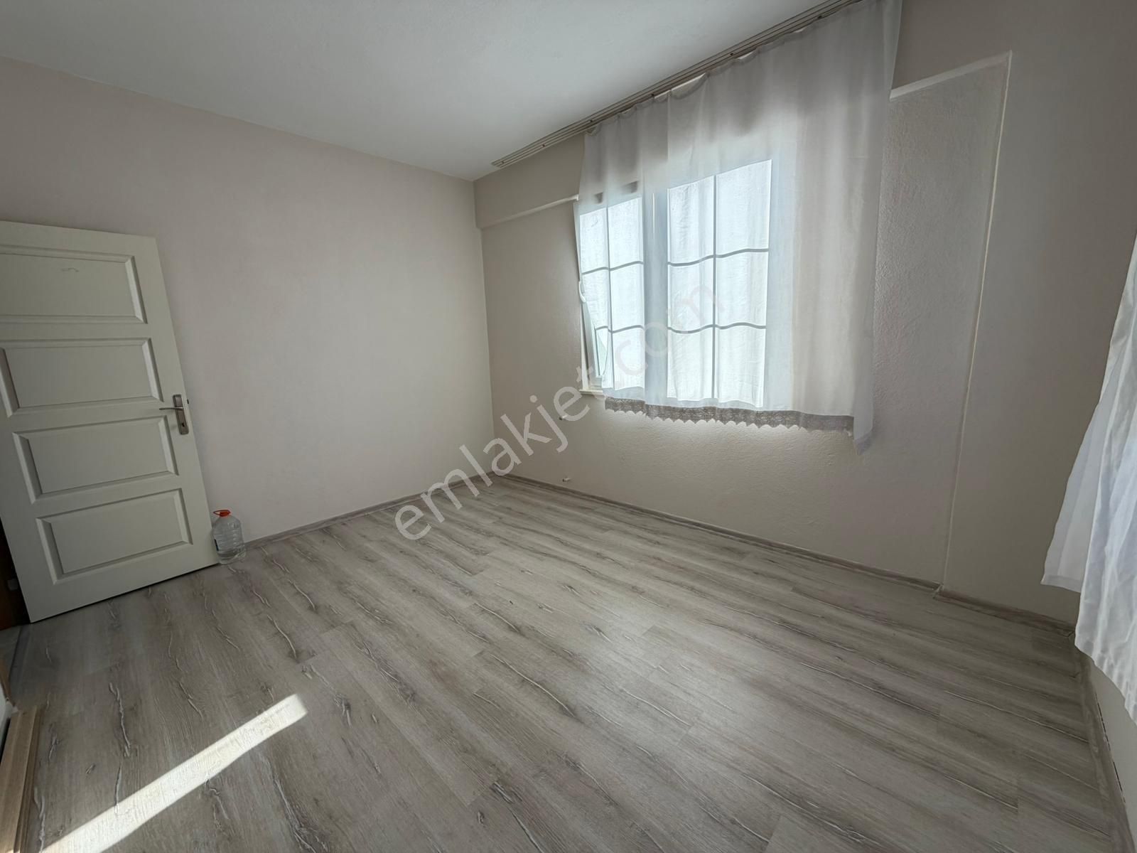 Akçaalan Mahallesinde Ferah 3+1 Geniş Kullanışlı Daier - Görsel 2