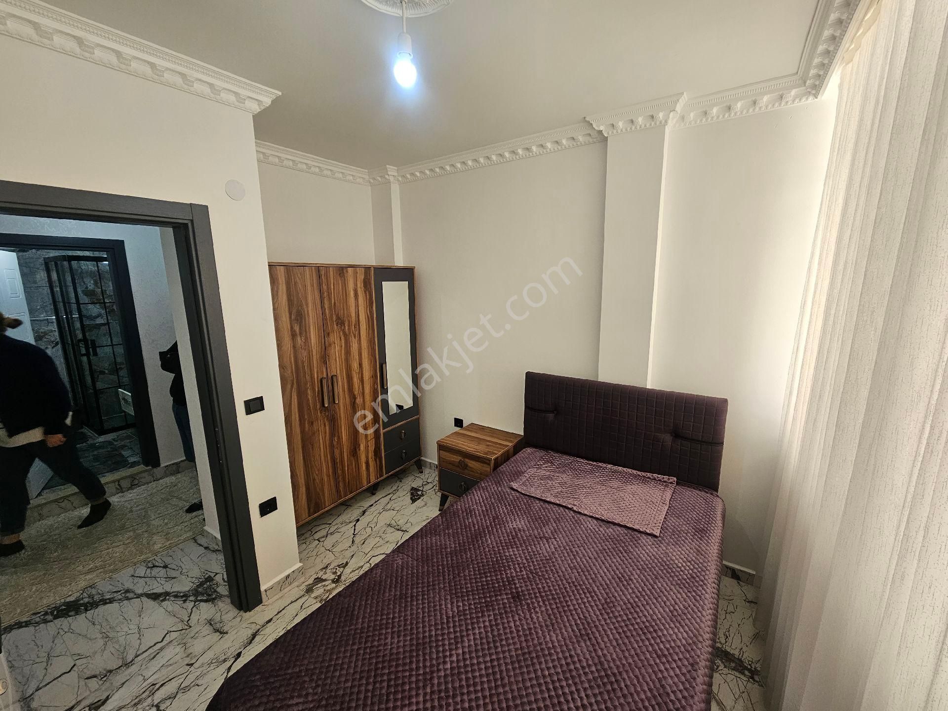 Didim Merkezde Satılık Ara Kat Eşyalı Satılık 2×1 - Görsel 8