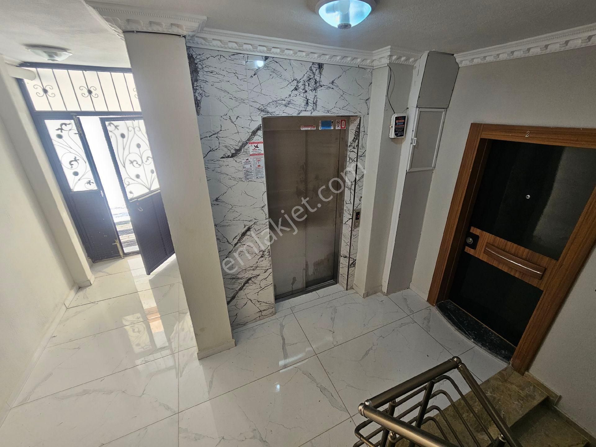 Didim Merkezde Satılık Ara Kat Eşyalı Satılık 2×1 - Görsel 5