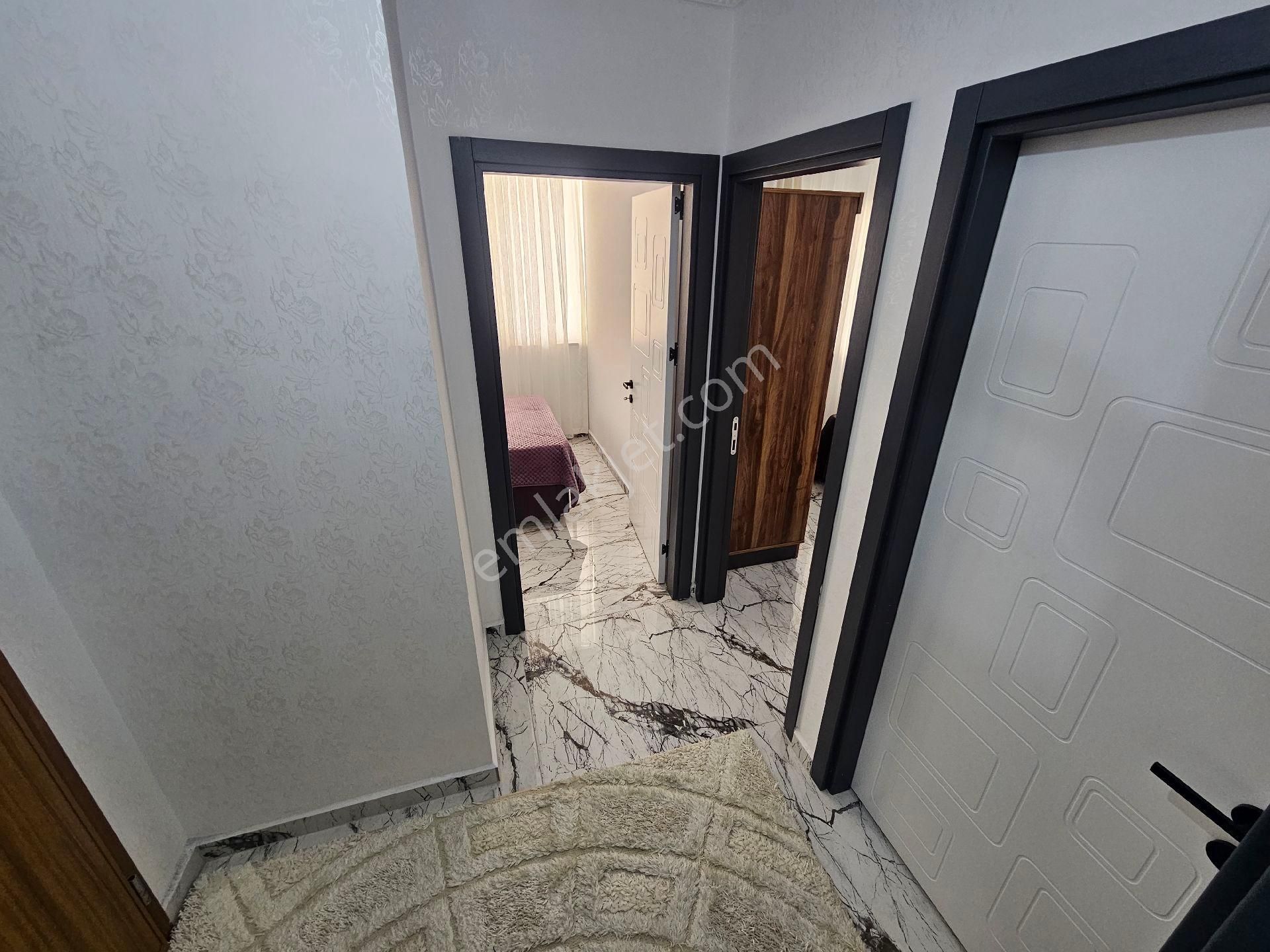 Didim Merkezde Satılık Ara Kat Eşyalı Satılık 2×1 - Görsel 2