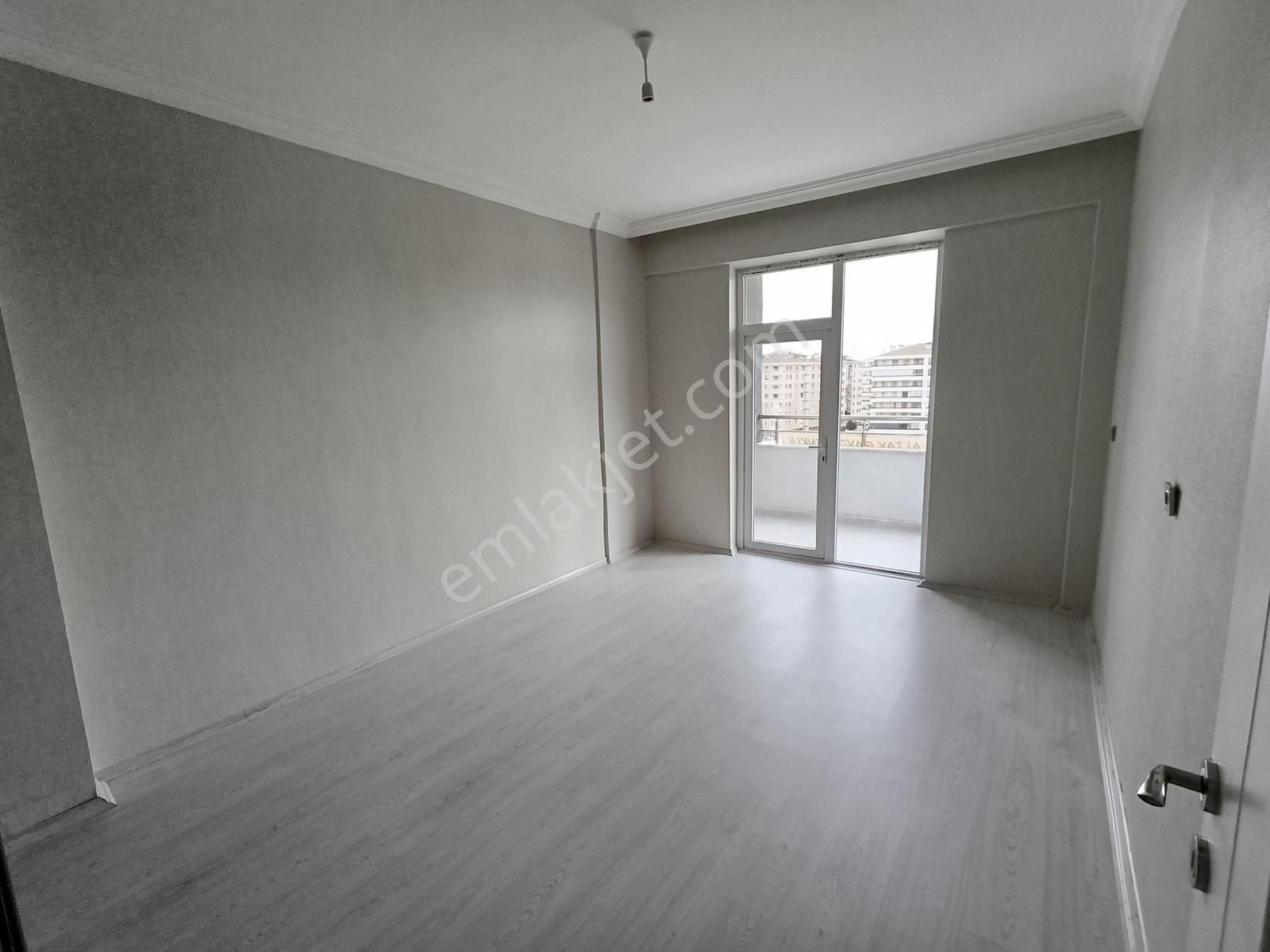 Arakat, Kapalı Otopark, Sıfır 3+1 Kiralık Daire - Görsel 15