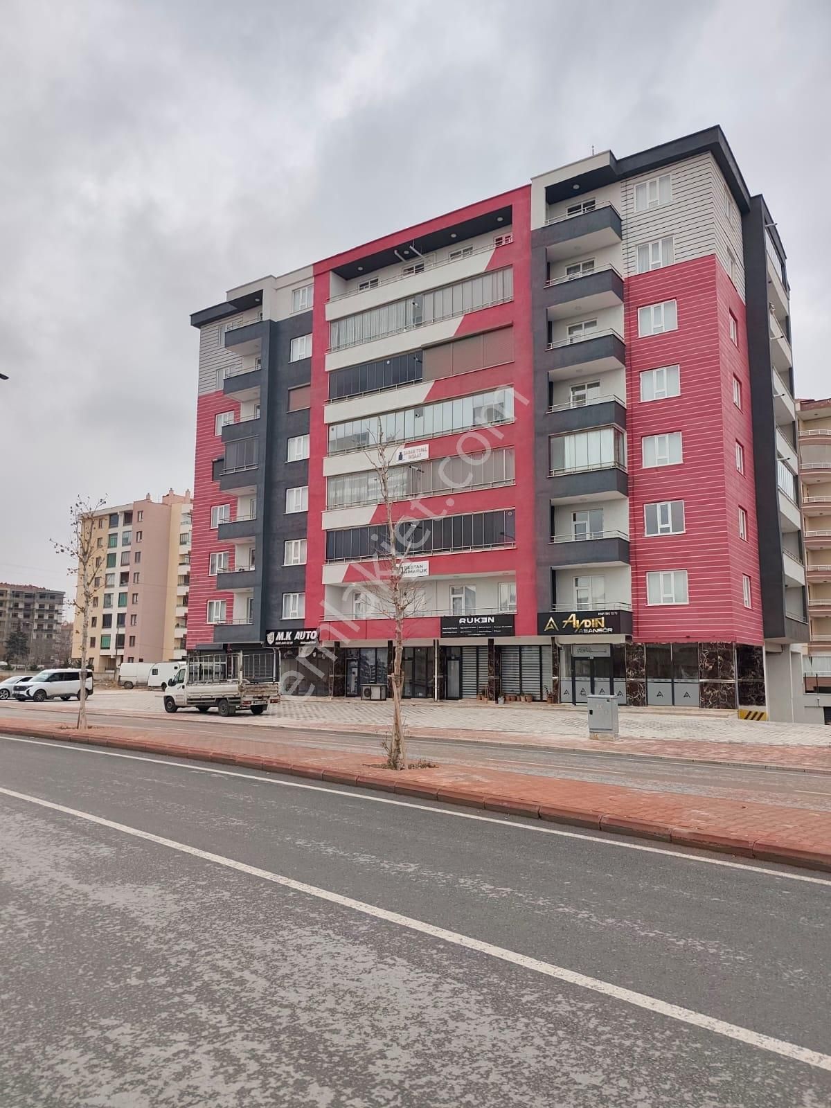 Arakat, Kapalı Otopark, Sıfır 3+1 Kiralık Daire