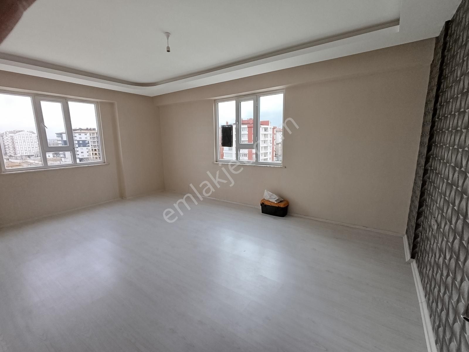 Arakat, Kapalı Otopark, Sıfır 3+1 Kiralık Daire - Görsel 4