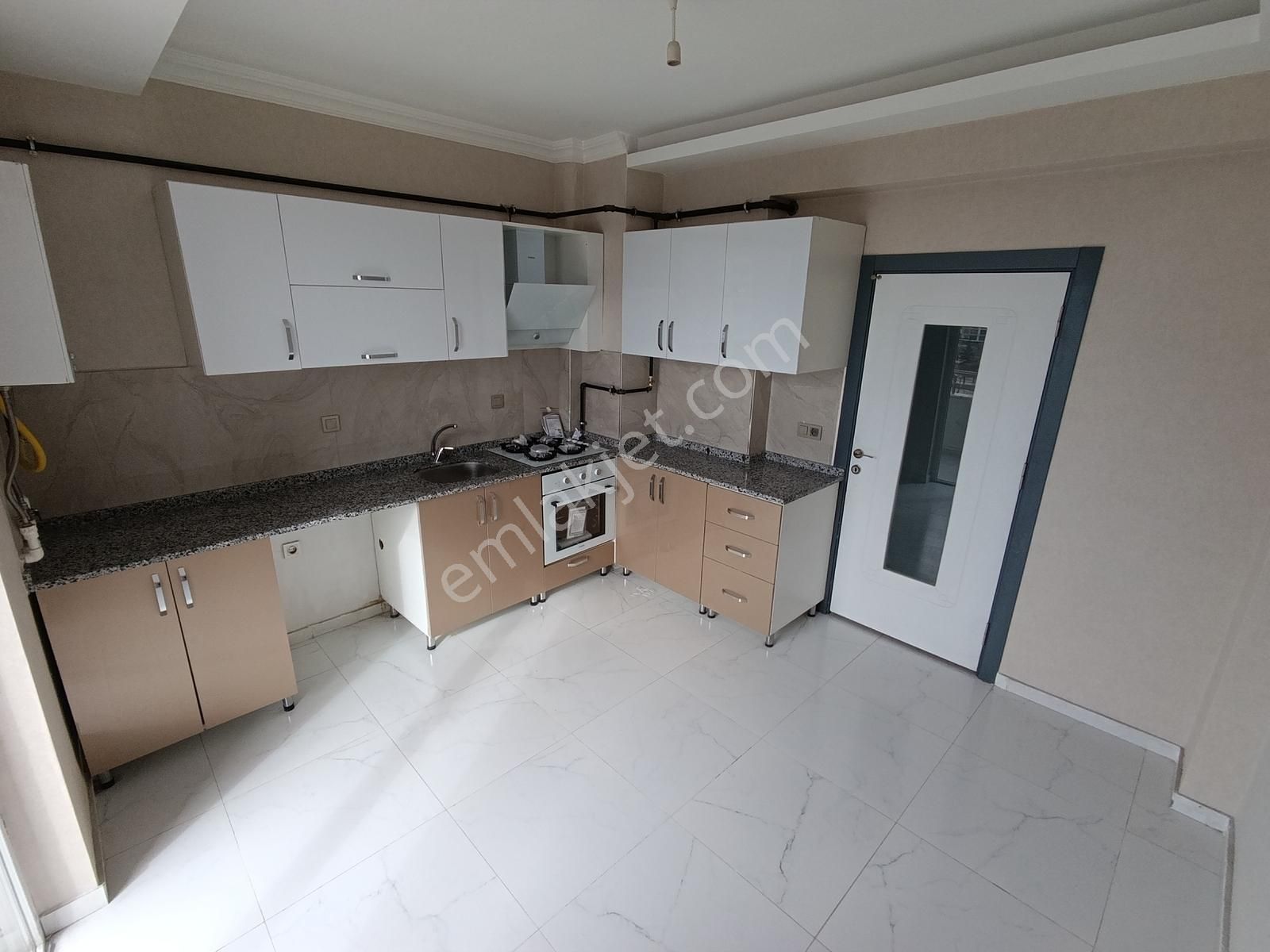 Arakat, Kapalı Otopark, Sıfır 3+1 Kiralık Daire - Görsel 2