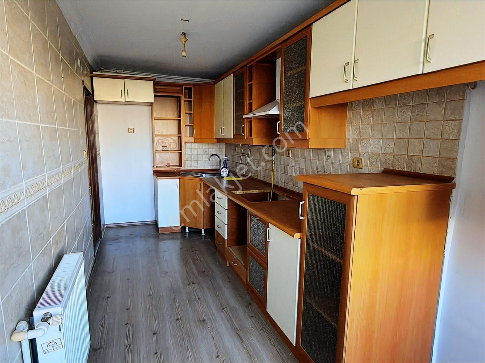 3+1 C Blok 6. Kat Geniş Balkonlu Metrobüse Yürüme Mesafesi Boş - Görsel 8