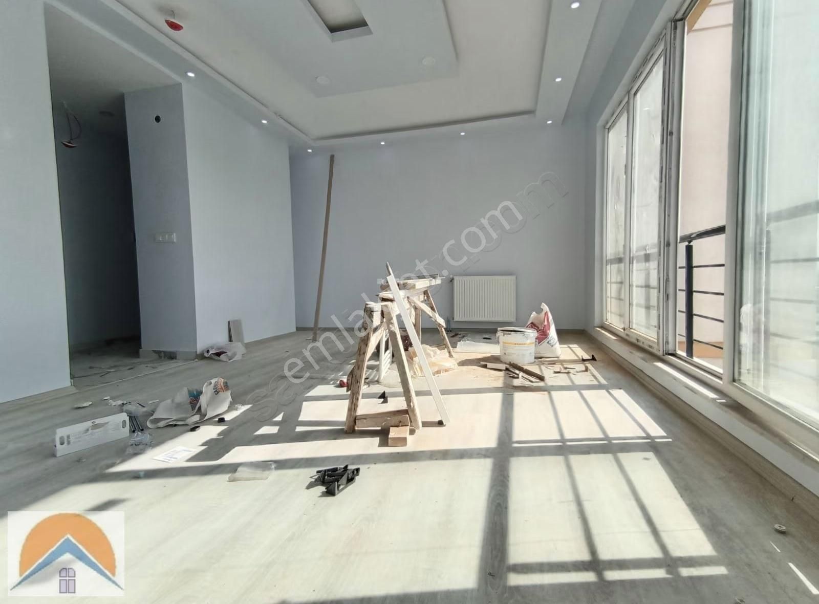 Aşağı Dudullu Mah De Site İçinde 3+1,115m2 Arakat