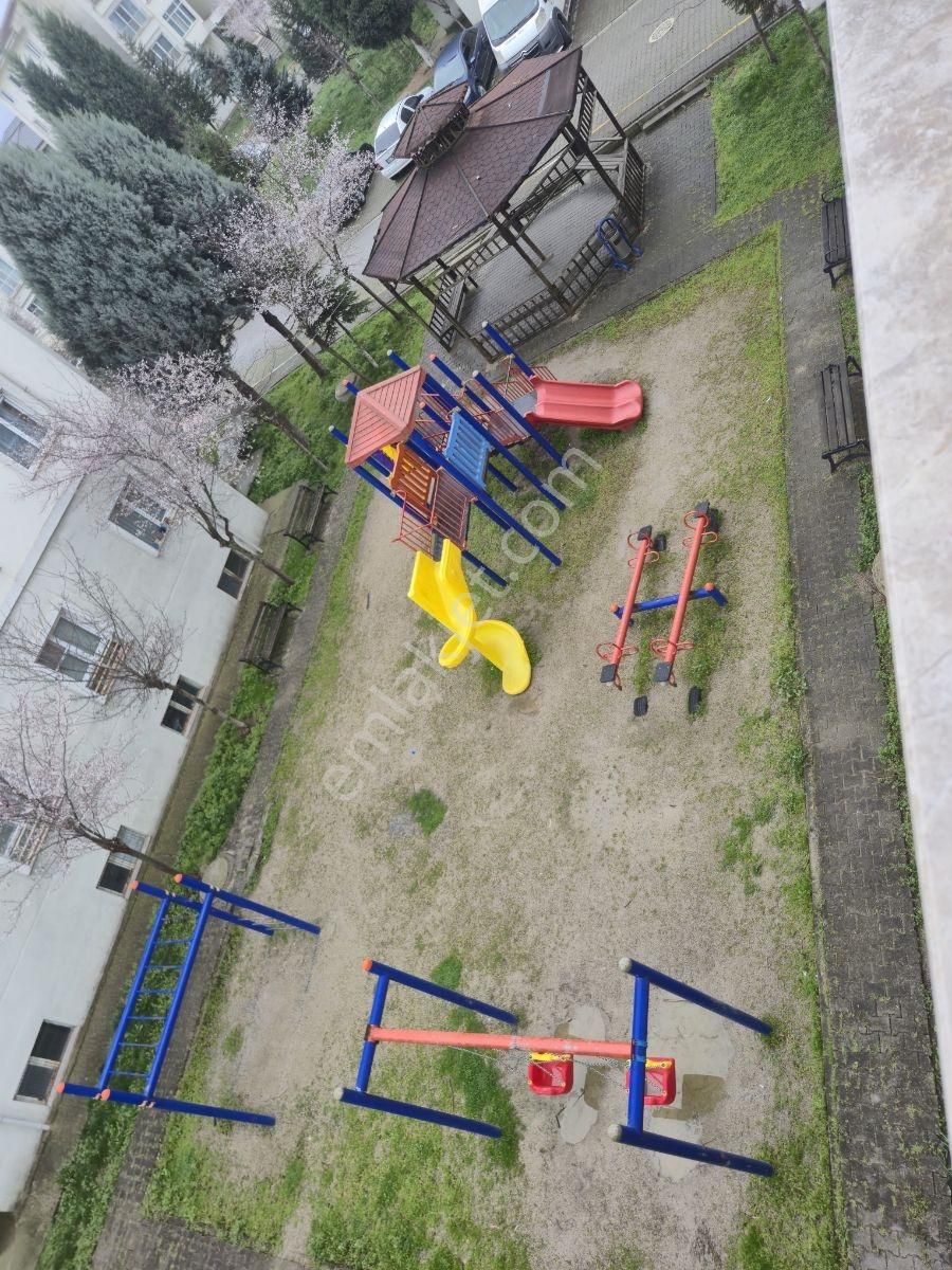 Realty Worlddan Akyazı Ömercikler Toki Sitesinde Arakat 80m2 2+1 - Görsel 8