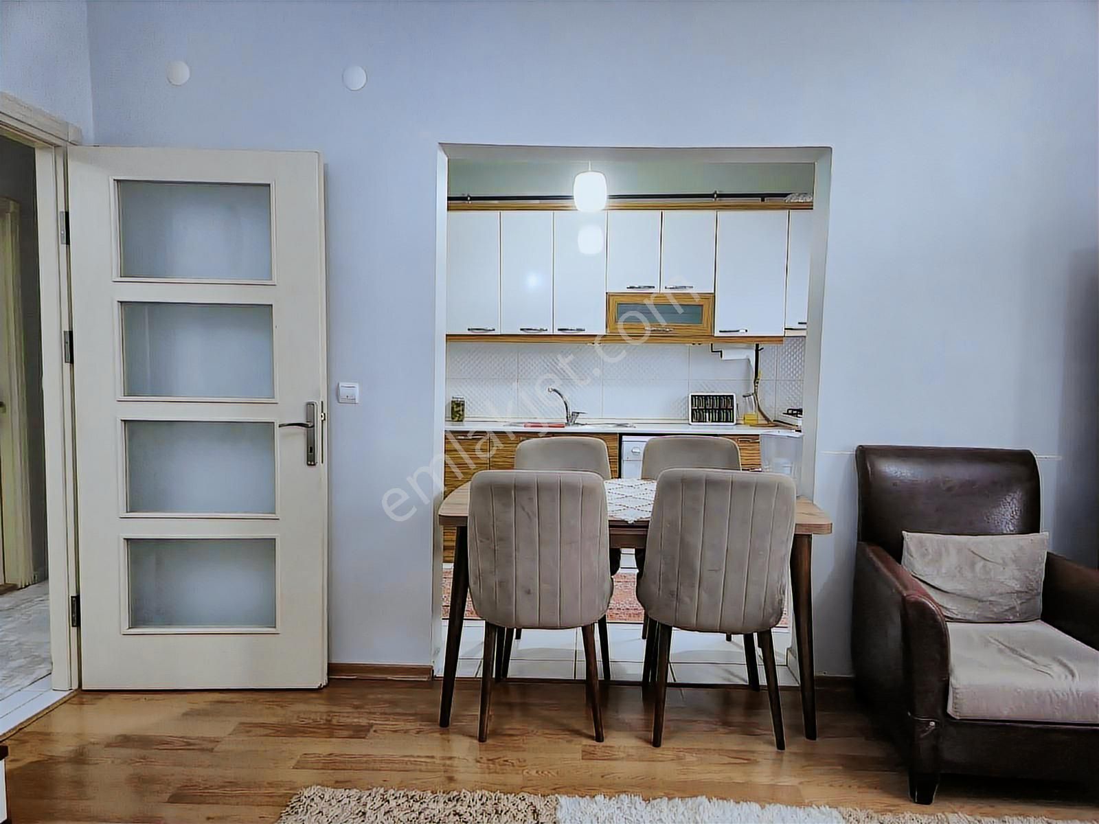 Realty Worlddan Akyazı Ömercikler Toki Sitesinde Arakat 80m2 2+1 - Görsel 23