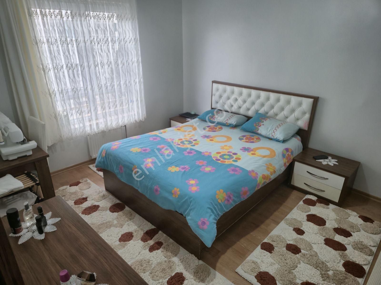 Realty Worlddan Akyazı Ömercikler Toki Sitesinde Arakat 80m2 2+1 - Görsel 16