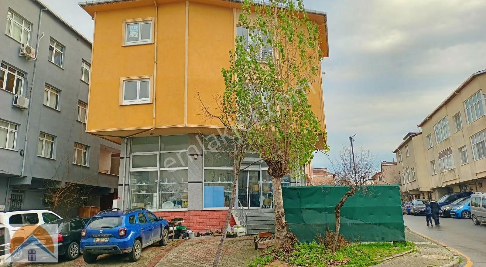 Ümraniye Huzur Mah De 1+1 ,90 M2 Ayrı Mutfaklı - Görsel 3