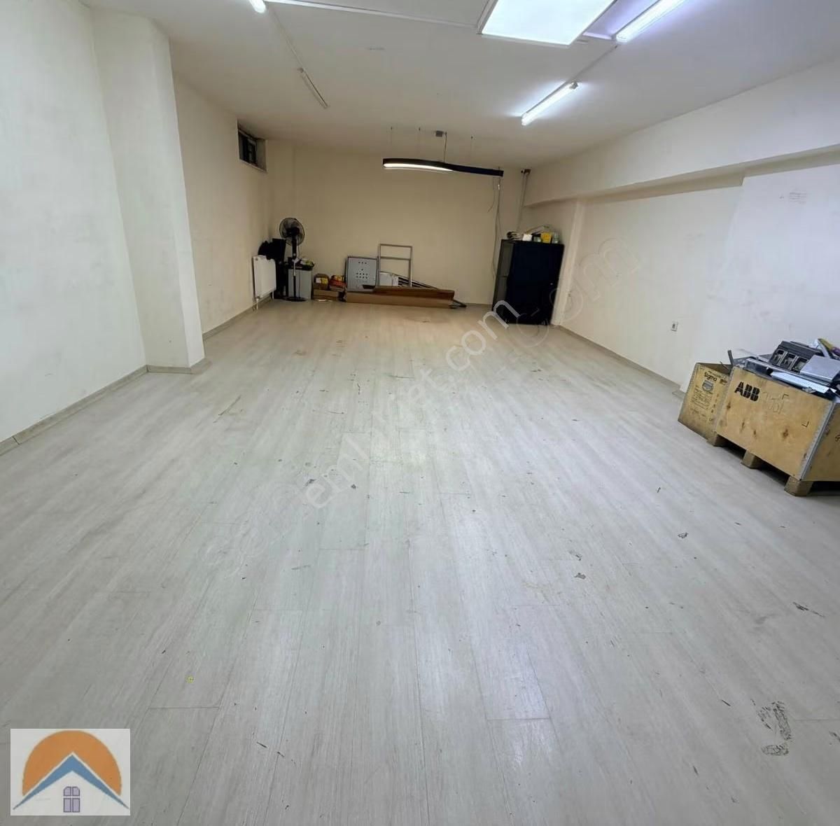 Adil Mah Satılık Dükkan Mağaza 180m2 .2 Katlı - Görsel 4