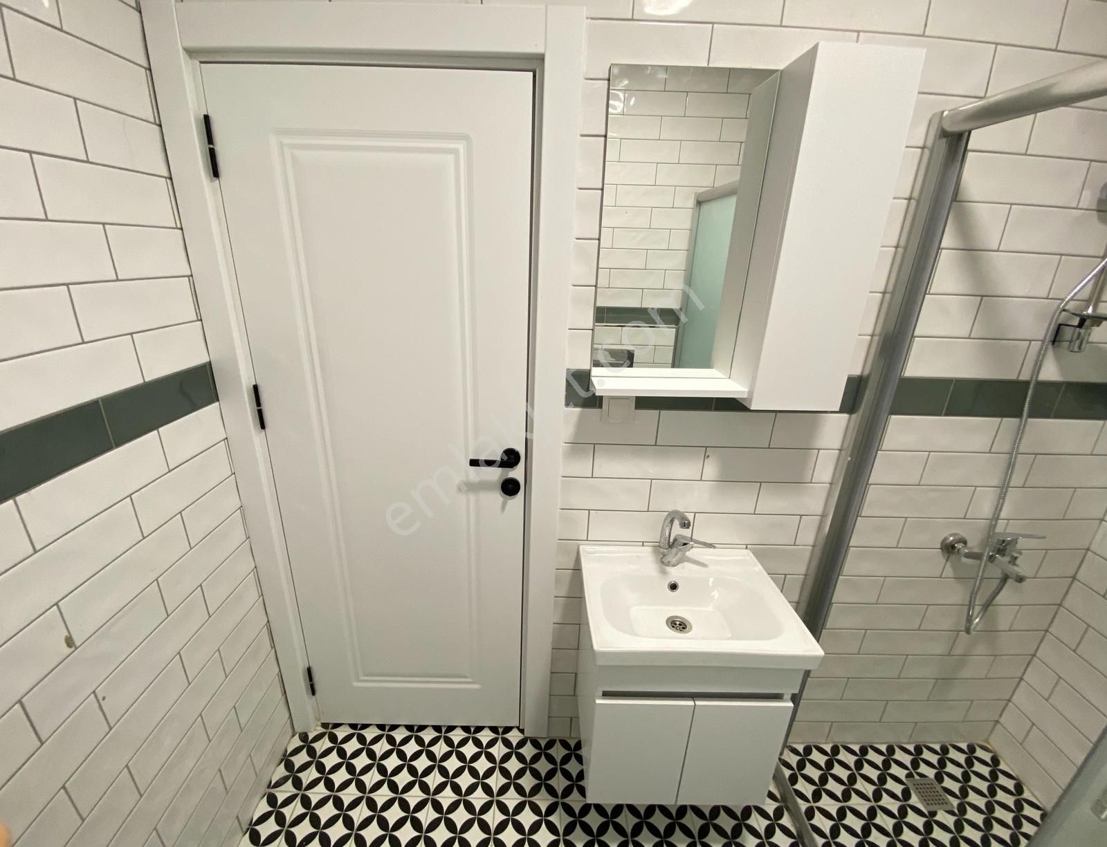 Çark Cad.650m.asansörlü, Eşyalı Lüks Kiralık Daire - Görsel 21