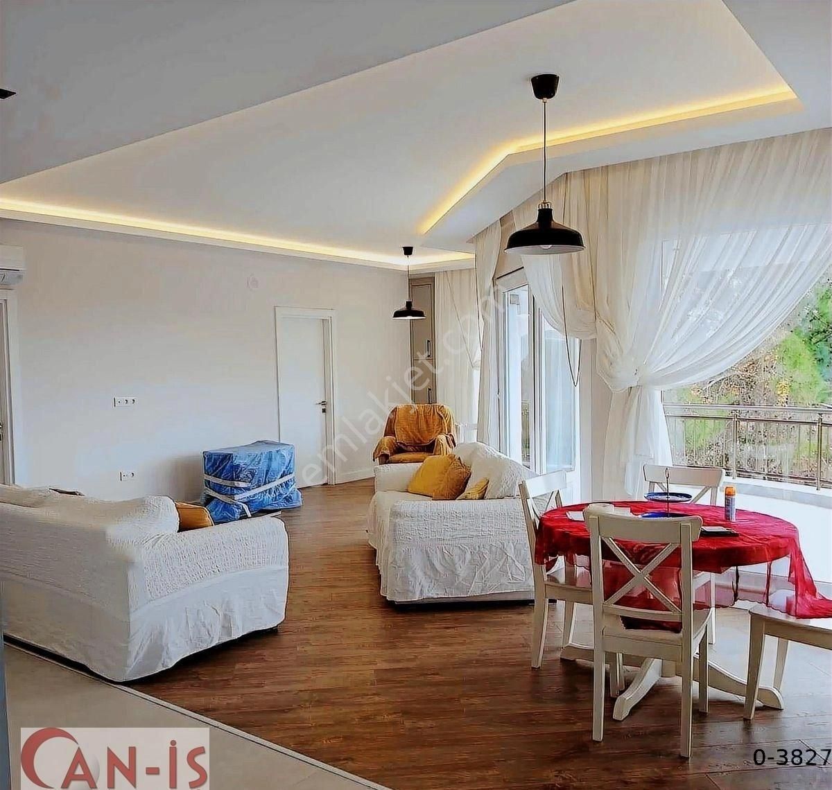 Denize 300 Metre Orman İçinde Deniz Ve Doğa Manzaralı Lüks Daire