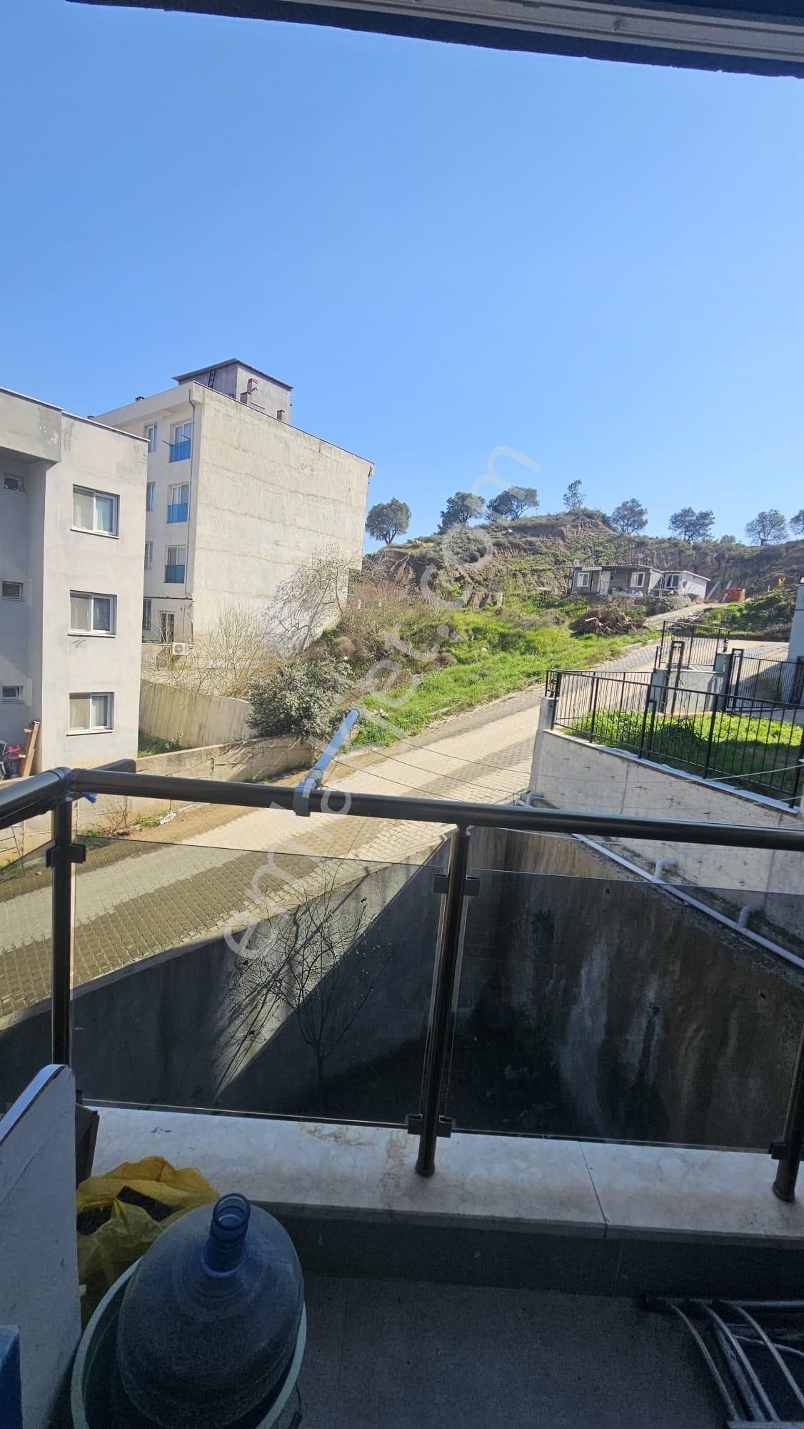 Söke Emlak Ofisisınden Yenikentte Satılık 1+1 - Görsel 12