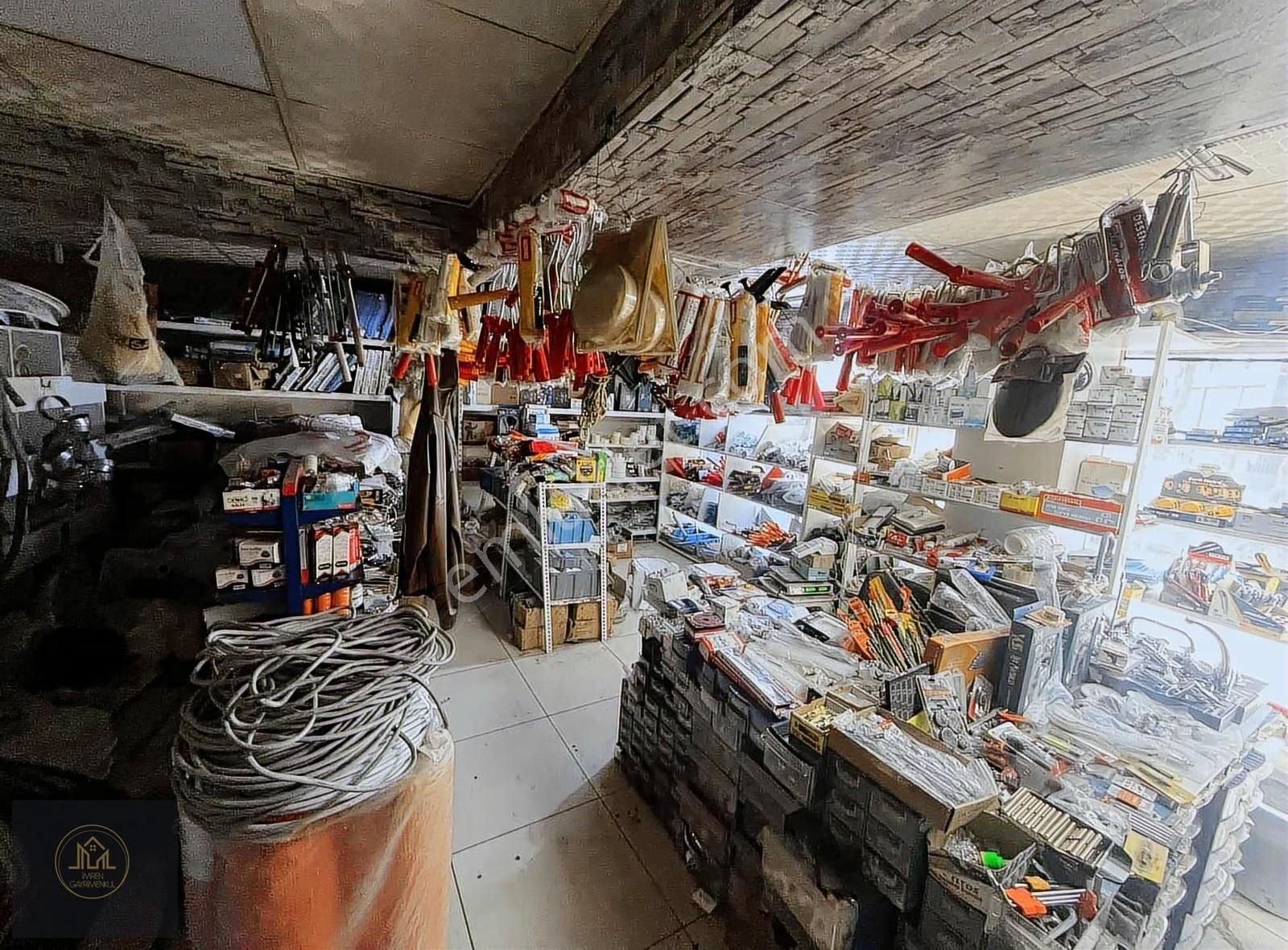 İmren Gayrimenkulden Satılık Sefaköy Merkezde 220m2 Krediye Uygn - Görsel 5