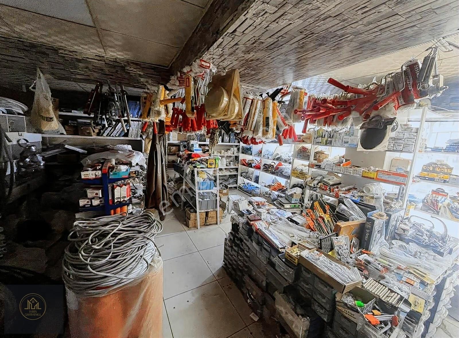 İmren Gayrimenkulden Satılık Sefaköy Merkezde 220m2 Krediye Uygn - Görsel 7