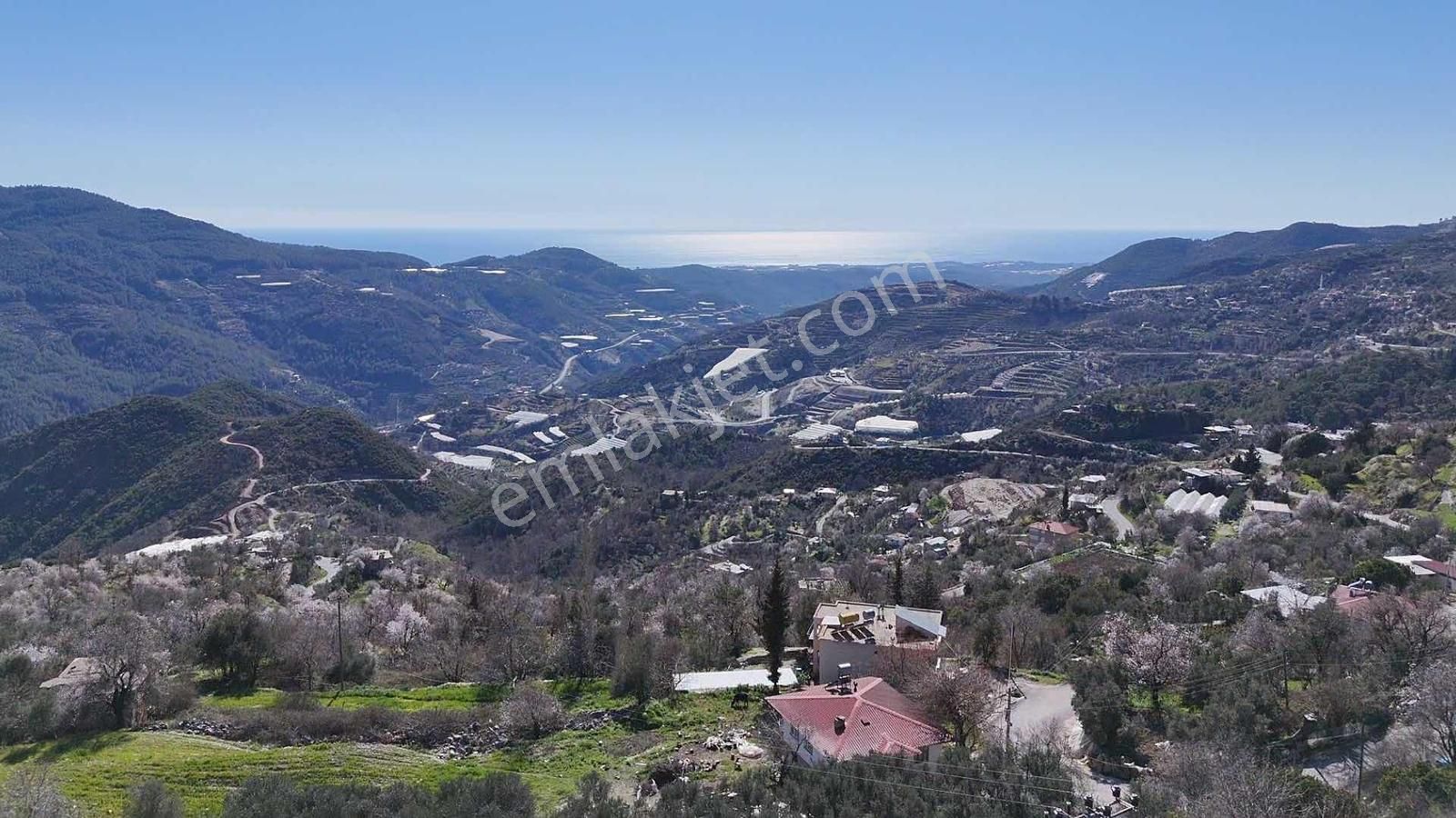 Alanya Yenicede Full Deniz Manzaralı 1.587m² Yola Sıfır Arsa!! - Görsel 8