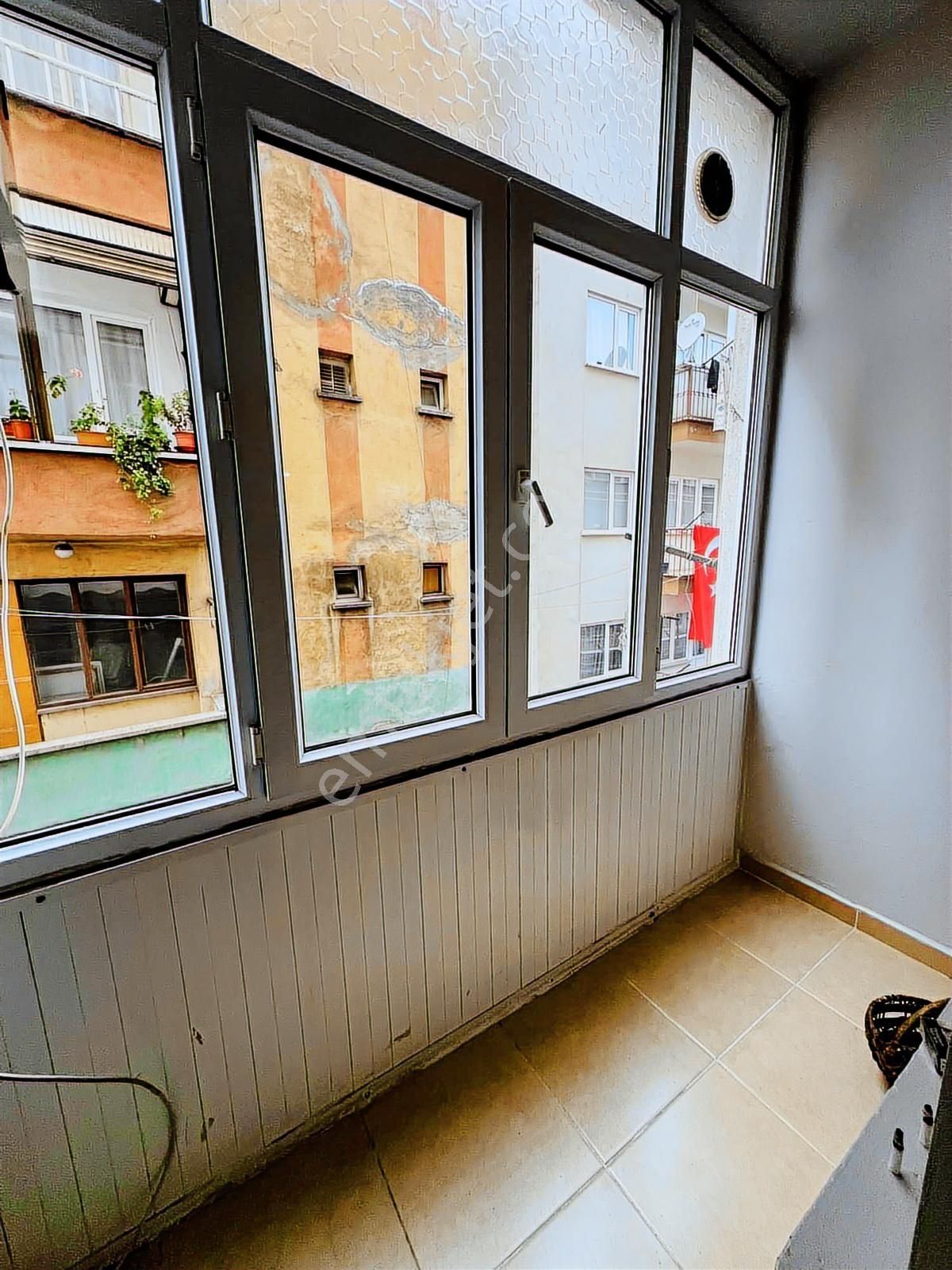 Trabzon Valilik Karşısı 2.kat 3+1 Geniş Daire - Görsel 5