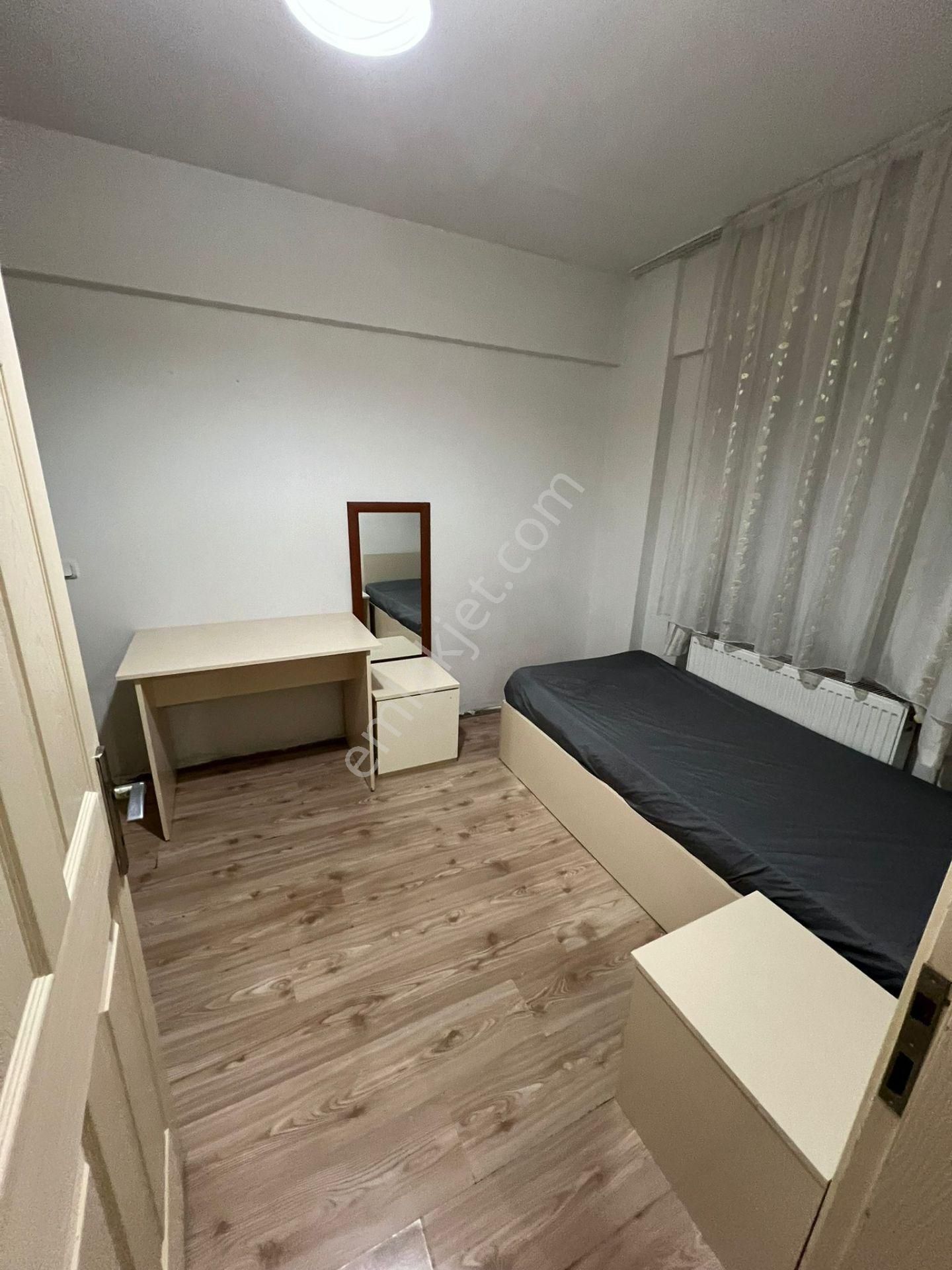 Ender Uysal Gayrimenkulden Asmalıevler De 2+1 Klimalı Bahçe Katı Apart - Görsel 4