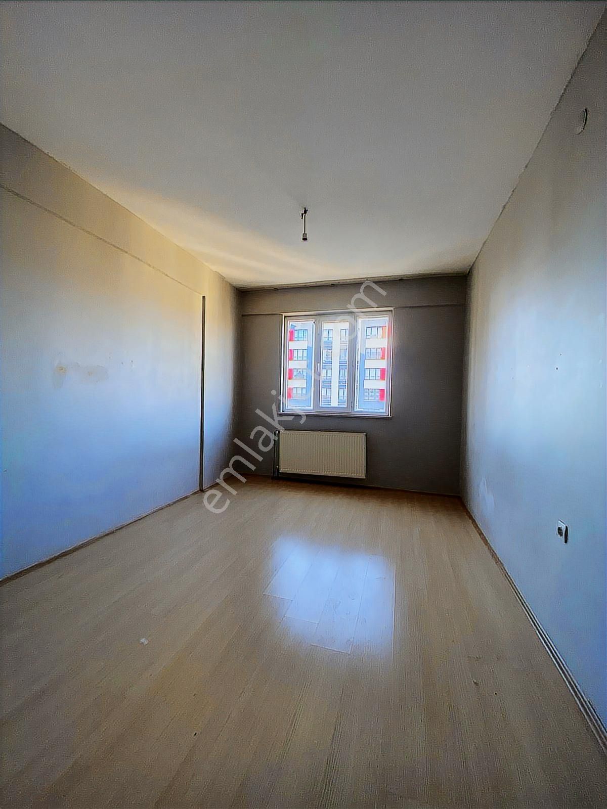 İldem 5 De Muhteşem Lokasyonda 3+1 Duru Kent Sitesi - Görsel 4